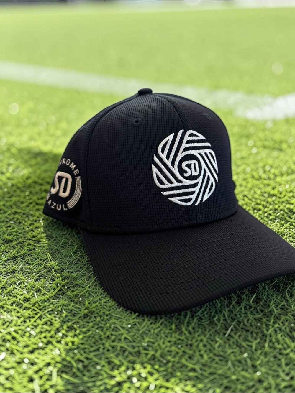 New Era San Diego FC SDFC Chrome Azul Snapback State of Flow MLS Hat